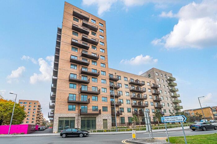 2 Bedroom Flat To Rent In Mast Street, Barking, IG11