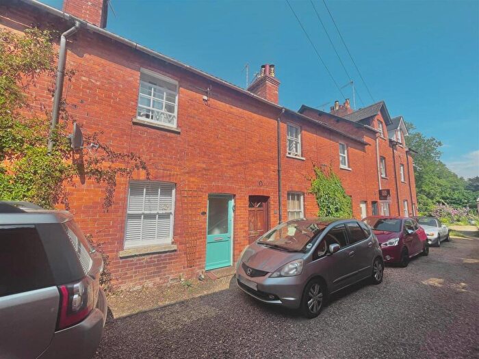 2 Bedroom Terraced House To Rent In Albany Terrace, Wilton, SP2