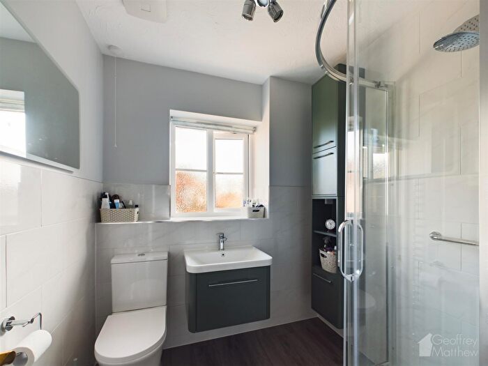 2 Bedroom Semi-Detached House For Sale In Aynsley Gardens, Harlow, CM17