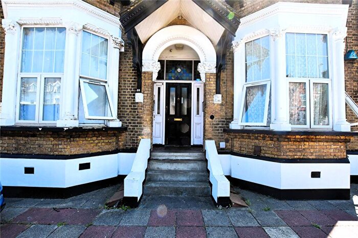 1 Bedroom Apartment To Rent In Brigstock Road, Thornton Heath, CR7