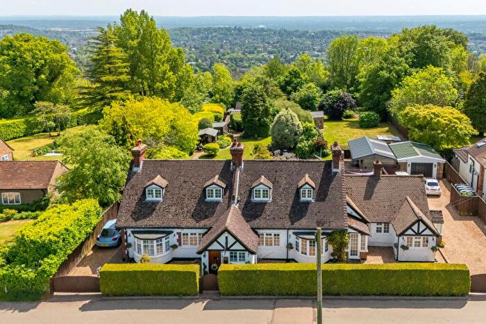 4 Bedroom Detached House For Sale In Reigate Hill, Reigate, RH2