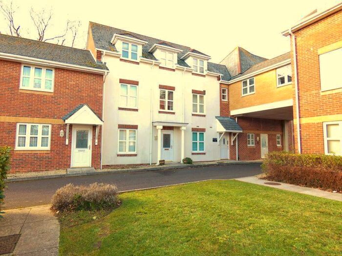 2 Bedroom Flat To Rent In Bells Lane, Stubbington, Fareham, PO14
