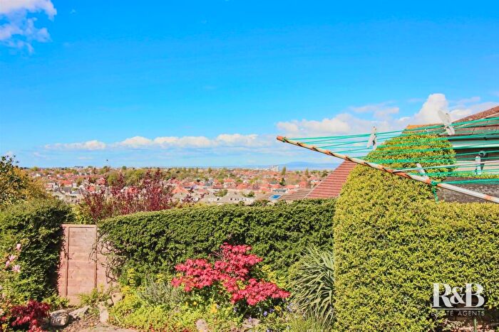 2 Bedroom Detached Bungalow For Sale In Hexham Road, Morecambe, LA4