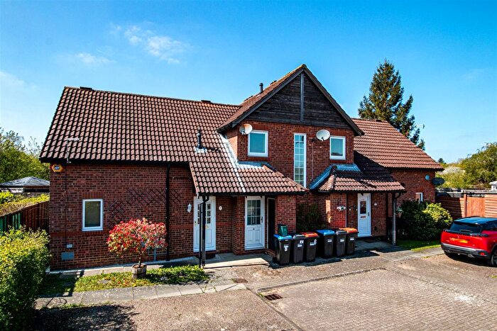 1 Bedroom End Of Terrace House To Rent In Caraway Close, Walnut Tree, MK7