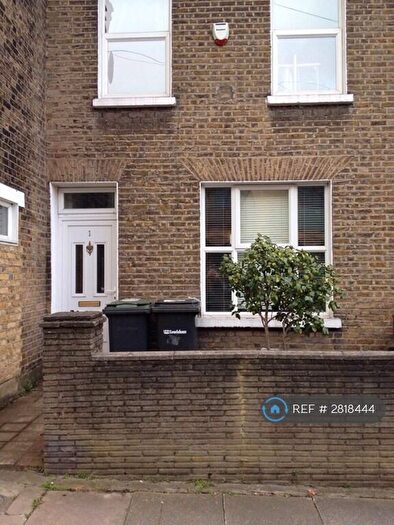 2 Bedroom Terraced House To Rent In Thornford Road, London, SE13