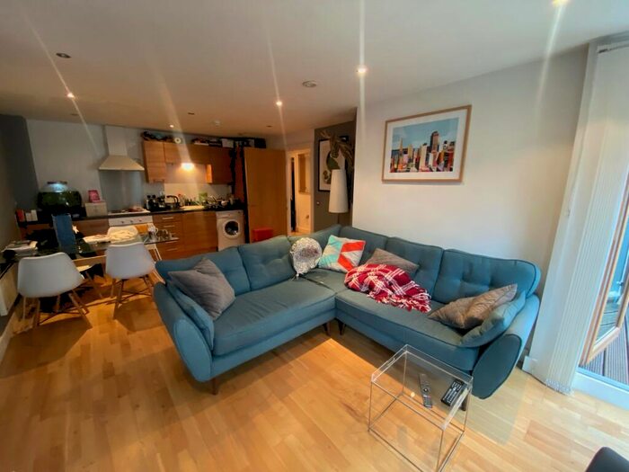 1 Bedroom Apartment To Rent In The Boulevard, Leeds, LS10