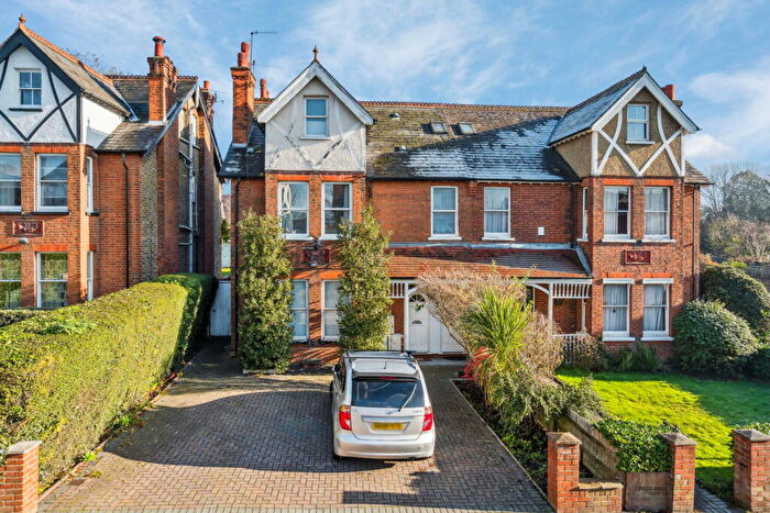 3 Bedroom Maisonette For Sale In Northwood, HA6