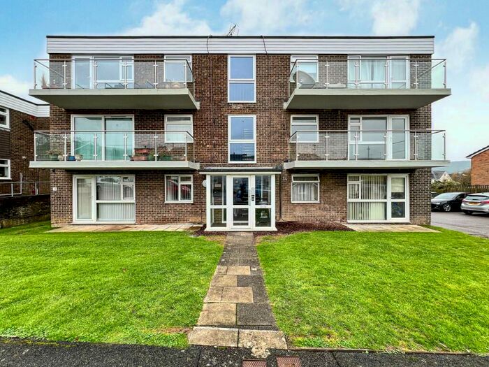 2 Bedroom Flat To Rent In St. Annes Gardens, Hassocks, BN6