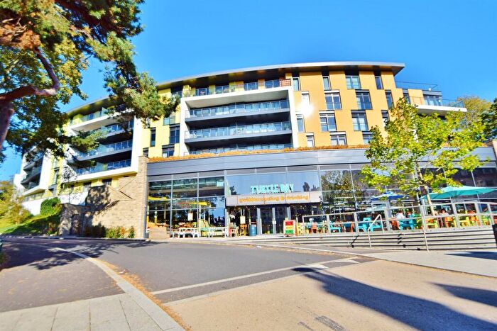 2 Bedroom Flat To Rent In Bournemouth, BH1