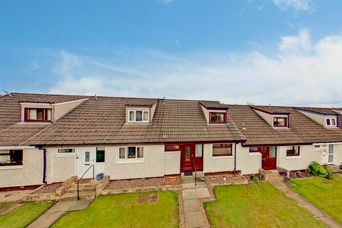 2 Bedroom Property For Sale In Rona Court, Perth, PH1
