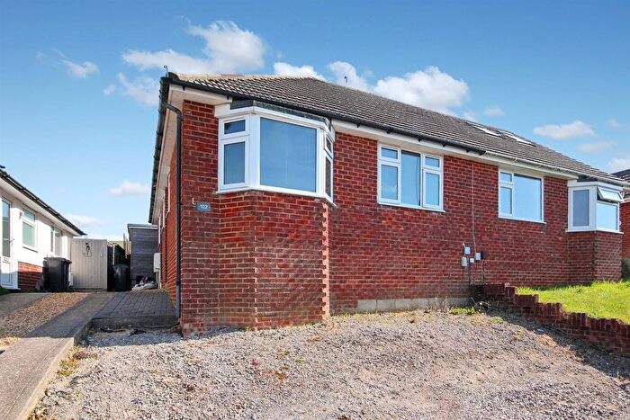 2 Bedroom Bungalow To Rent In Thornhill Rise, Portslade, Brighton, BN41