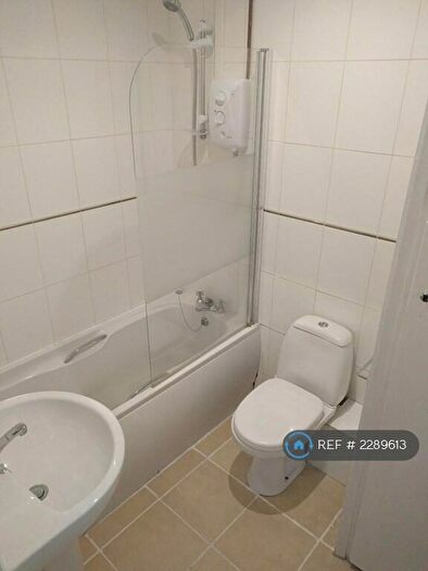 Studio To Rent In Brunswick Place, Brighton, BN3