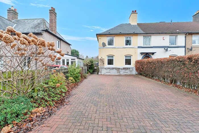 3 Bedroom Terraced House For Sale In Park Road, Rosyth, KY11