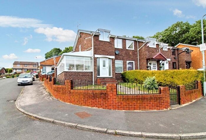 3 Bedroom Semi Detached House For Sale In Brow Close, Ward Green, Barnsley, S70