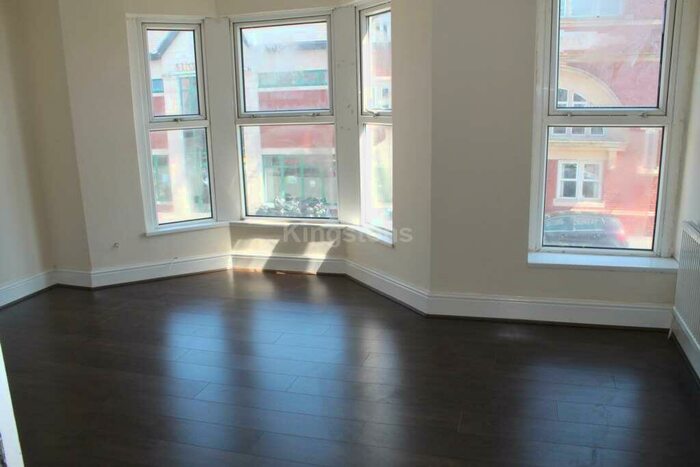 2 Bedroom Apartment To Rent In Monthermer Road, Cathays, CF24