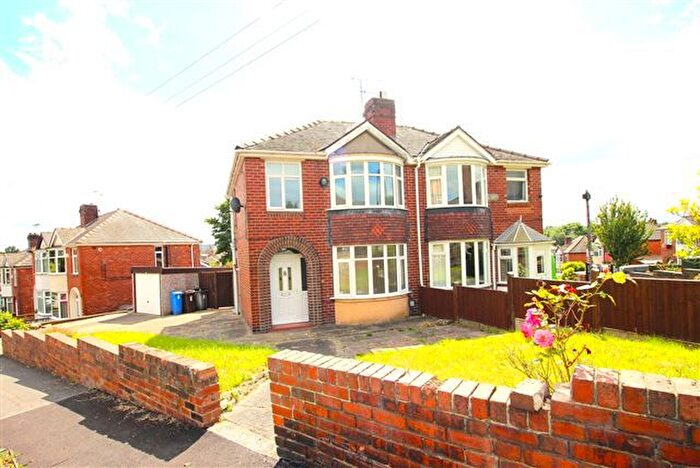 3 Bedroom Semi-Detached House To Rent In Bramley Lane, Handsworth, Sheffield, S13