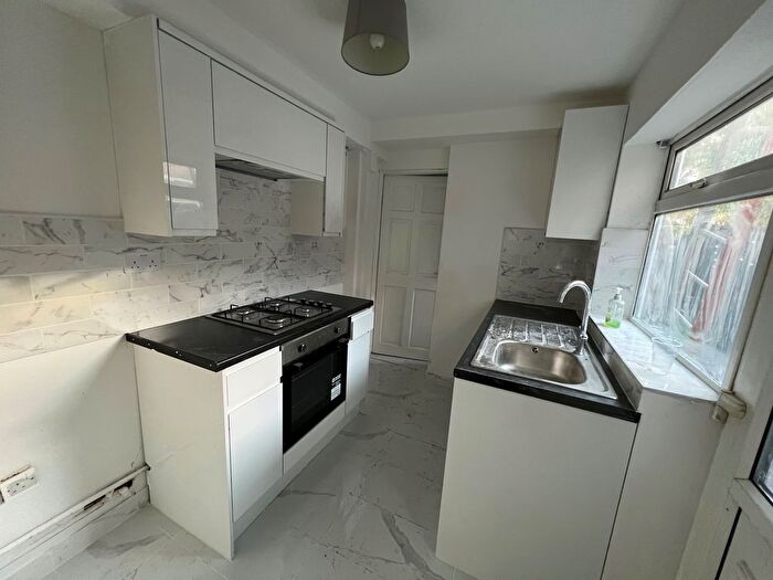 2 Bedroom Terraced House To Rent In Heathfield Lane, Wednesbury, WS10