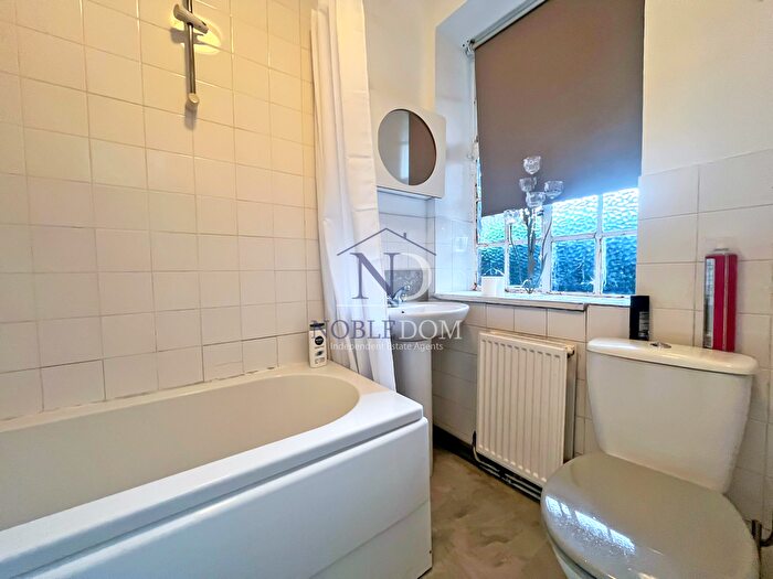 1 Bedroom Studio To Rent In Western Avenue, London, W5
