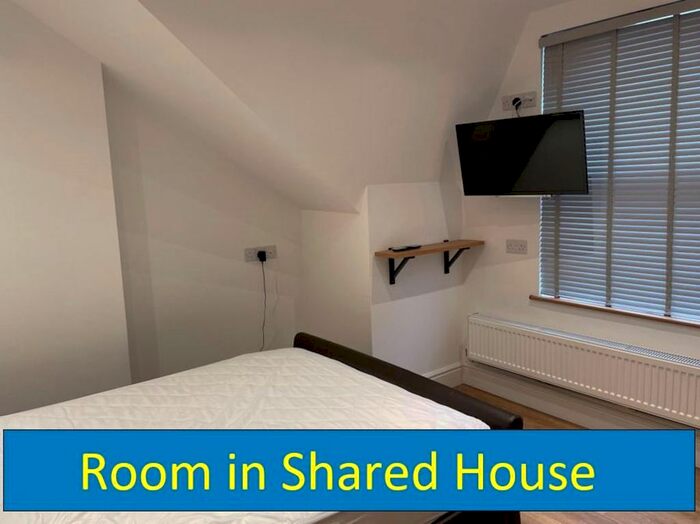 Studio To Rent In Bernard Street, Uplands, Swansea, SA2