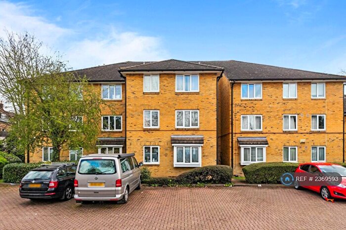 1 Bedroom Flat To Rent In Keswick Court, London, SE13