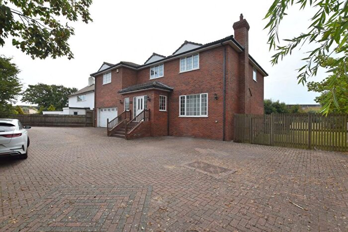 5 Bedroom Detached House For Sale In Hythe Road, Dymchurch, Romney Marsh, TN29