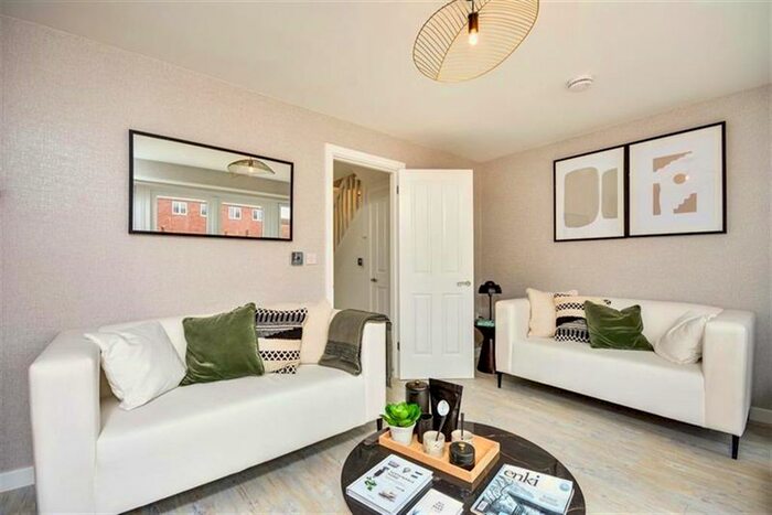 3 Bedroom Terraced House To Rent In East Hall Close, Sittingbourne, ME10