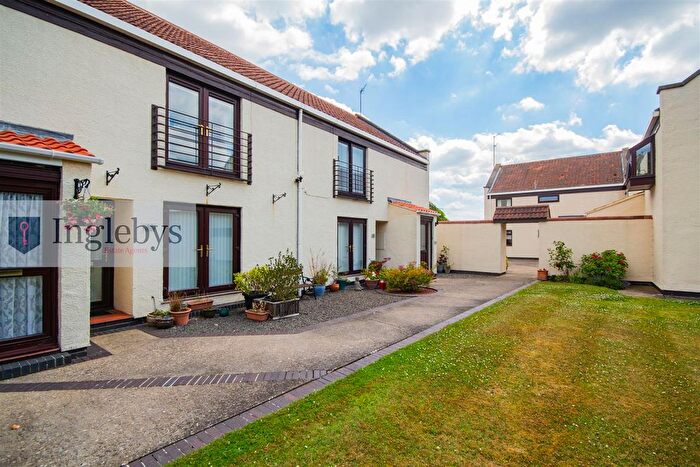 2 Bedroom Flat For Sale In Cliffden Court, Saltburn Lane, Saltburn-By-The-Sea, TS12