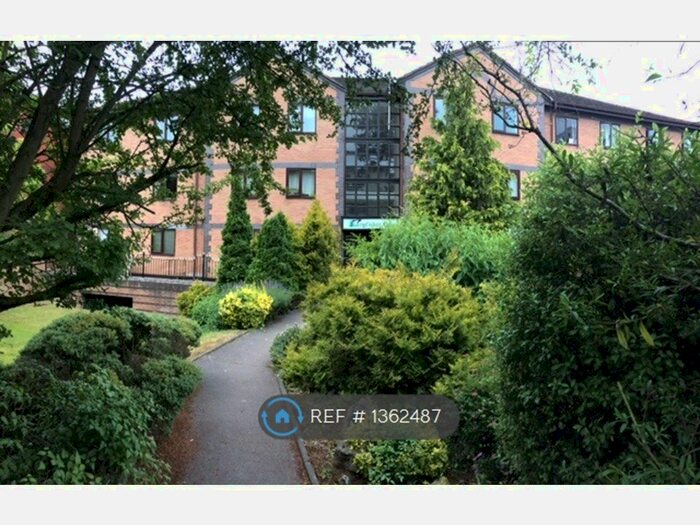 Studio To Rent In Kingfisher Court, High Wycombe, HP11