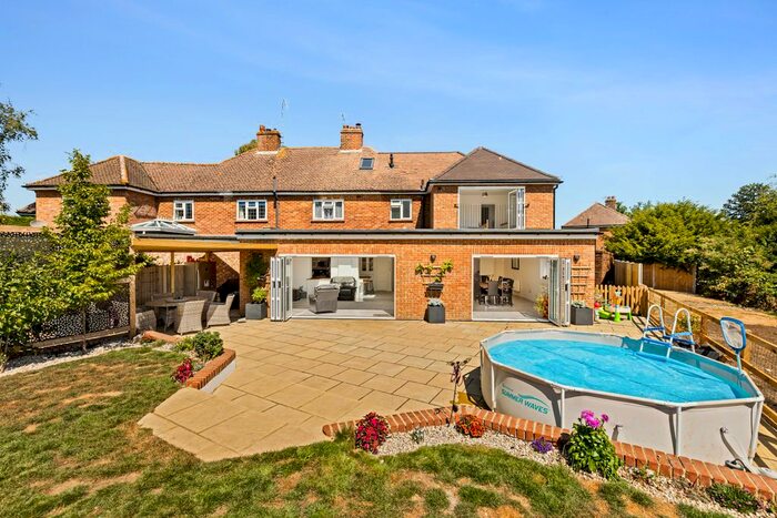 5 Bedroom Semi-Detached House For Sale In Ref: Pp - Smalls Hill Road, Leigh, RH2