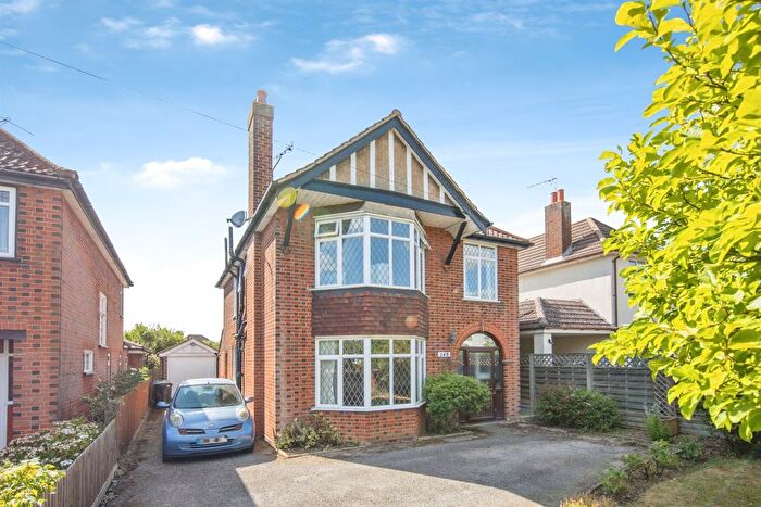 4 Bedroom Detached House For Sale In Henley Road, Ipswich, IP1