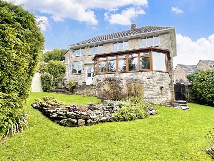 4 Bedroom Detached House For Sale In Wainwright Close, Preston, Weymouth, DT3