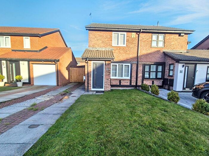 2 Bedroom Semi Detached House For Sale In Wimborne Close, Boldon Colliery, NE35