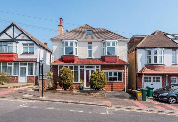 4 Bedroom Detached House To Rent In Tivoli Road, Brighton, East Sussex, BN1