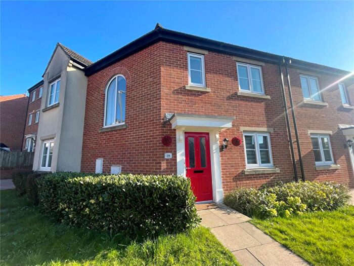 3 Bedroom Terraced House For Sale In East Street, Doe Lea, Chesterfield, Derbyshire, S44