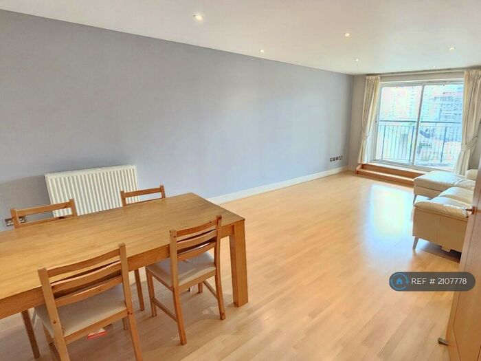 2 Bedroom Flat To Rent In Wotton Court, London, E14