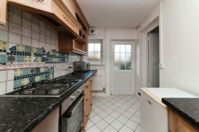 1 Bedroom Flat To Rent In Thurlby Close, Harrow, HA1