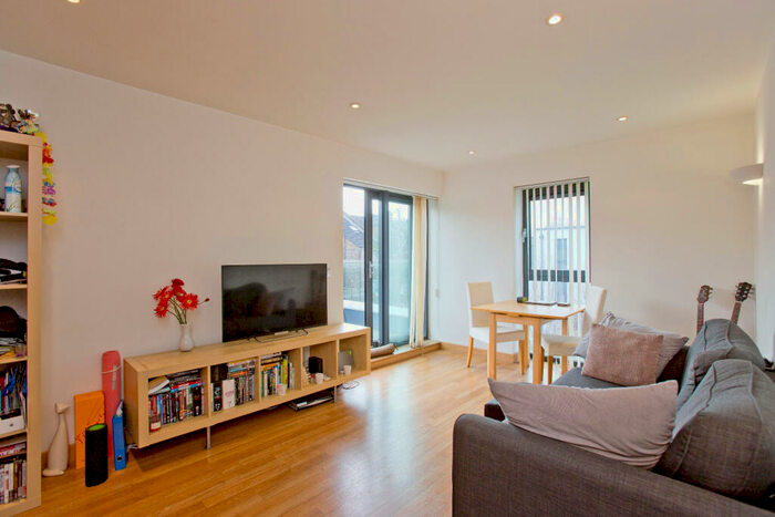 1 Bedroom Apartment To Rent In Terrace Apartments, London, N5