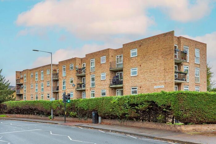 1 Bedroom Flat To Rent In Cheam Road, Sutton, SM1
