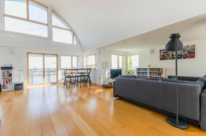 3 Bedroom Flat To Rent In Maurer Court, Greenwich Millennium Village, London, SE10