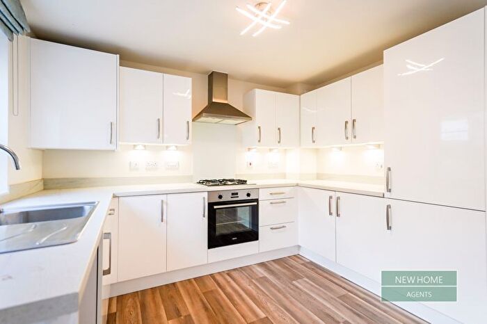 3 Bedroom End Of Terrace House For Sale In Hollyberry Road, Paignton, Torbay, TQ4