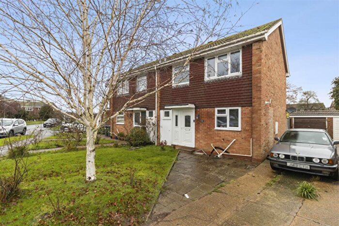 3 Bedroom Semi Detached House For Sale In Medway, Hailsham, BN27