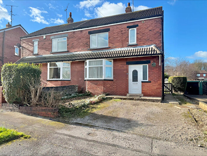 3 Bedroom Semi-Detached House To Rent In Allenby Drive, Beeston, LS11