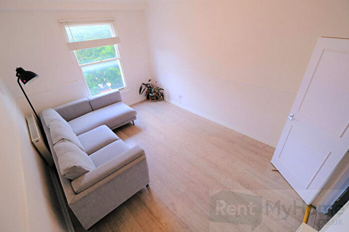2 Bedroom Flat To Rent In Anerley Road, London, SE20