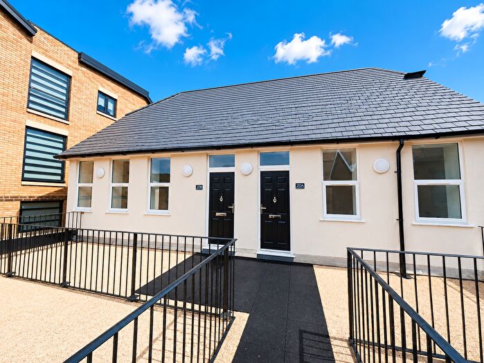 2 Bedroom Flat To Rent In Bircherley Green, Hertford, SG14