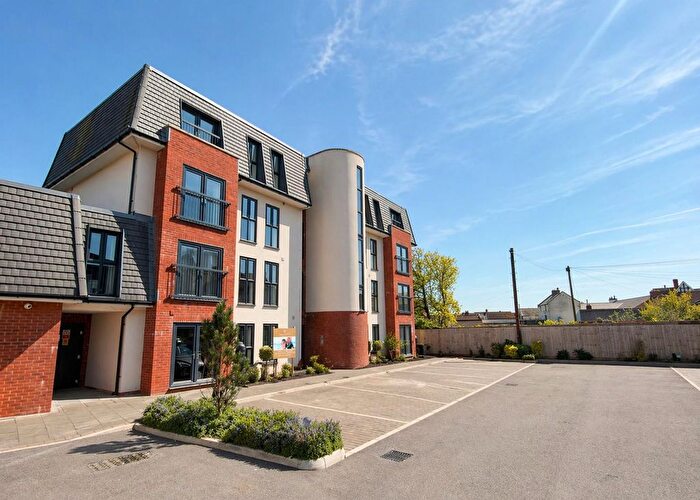 1 Bedroom Property For Sale In Victoria Street, Burnham-On-Sea, TA8