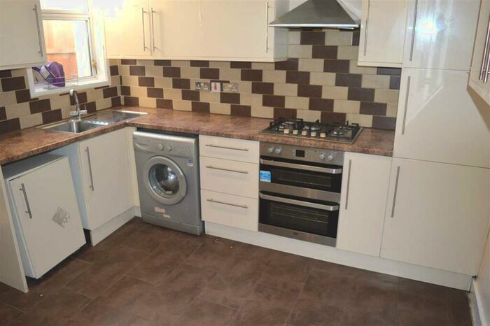 3 Bedroom House To Rent In St Vincents Road, Dartford, DA1