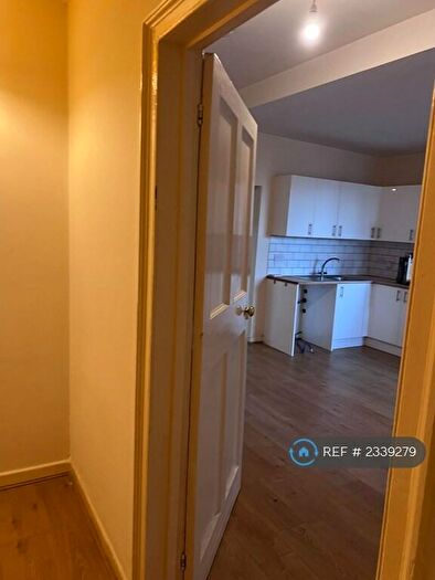 2 Bedroom Flat To Rent In Stanley Place, Chester, CH1