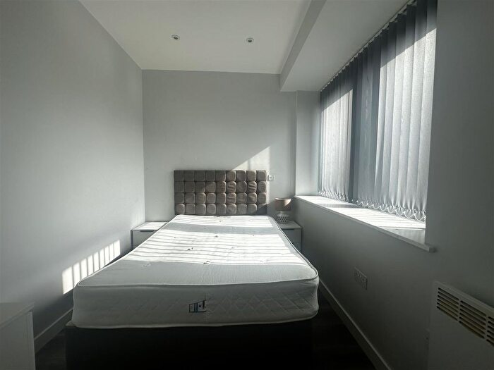 Studio To Rent In Crosby Road North, Waterloo, L22