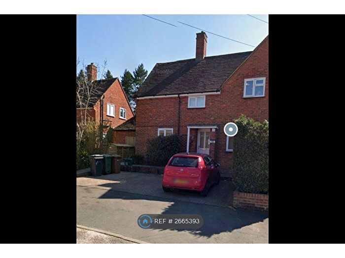 3 Bedroom Semi-detached House To Rent In Tillingbourne Road, Shalford, GU4