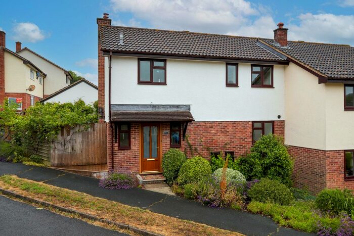 3 Bedroom Semi-Detached House For Sale In Bonds Meadow, Bovey Tracey, Newton Abbot, TQ13